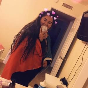 Meet your Posher, Yoseline